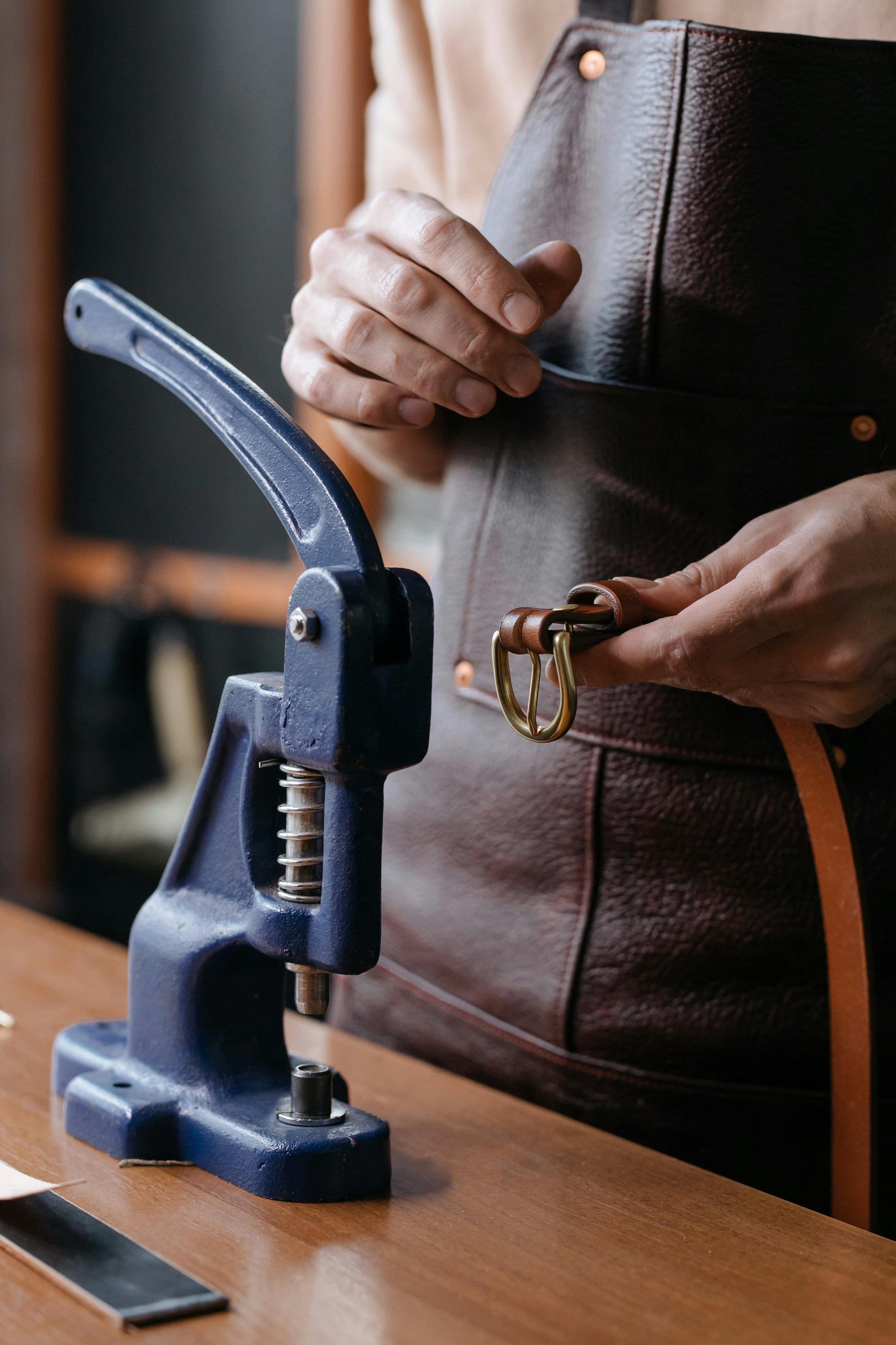 Leather tab belt